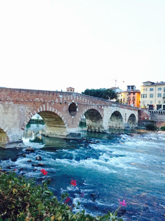 Casa Al Teatro Lejlighed Verona Eksteriør billede