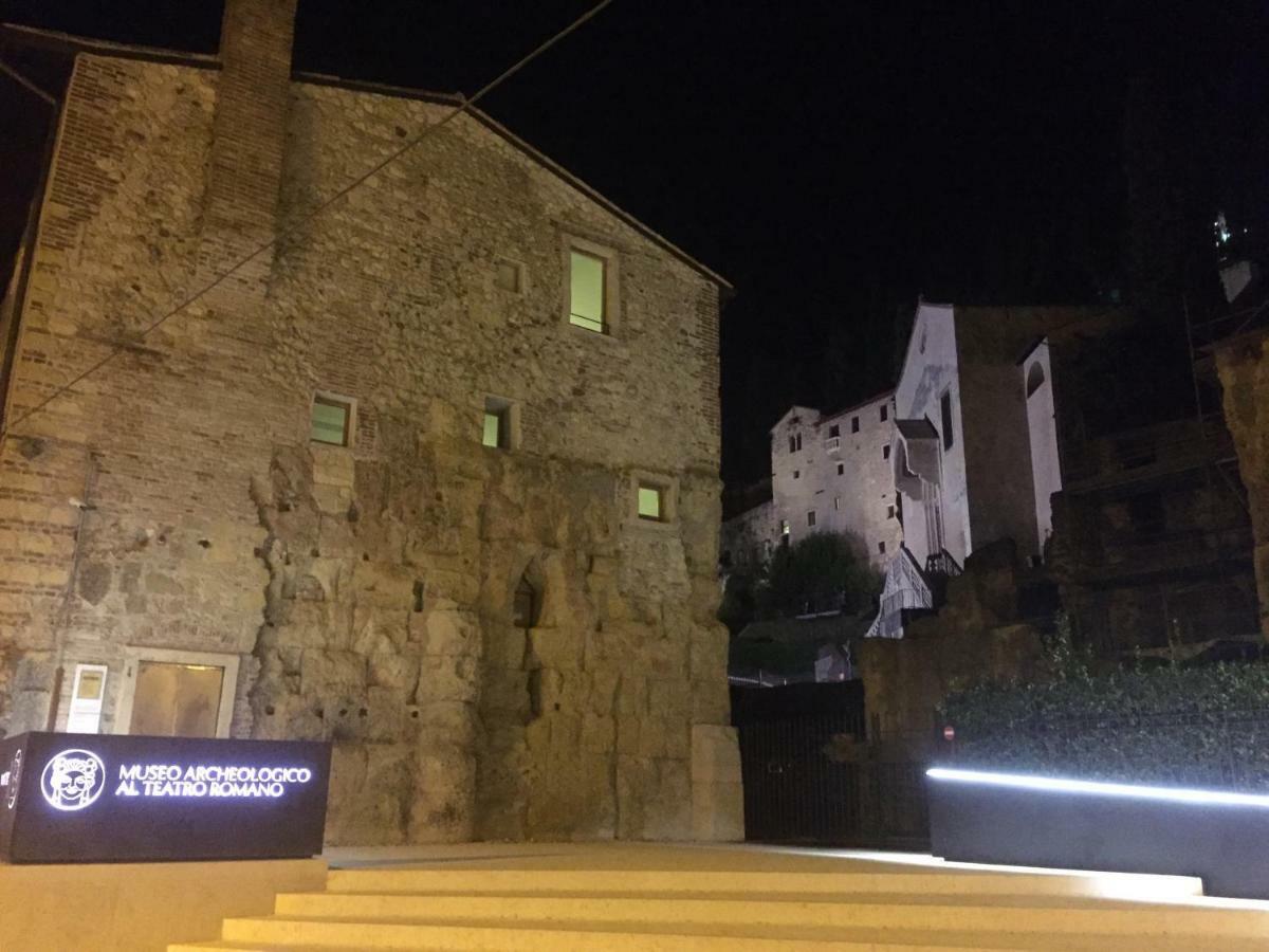 Casa Al Teatro Lejlighed Verona Eksteriør billede